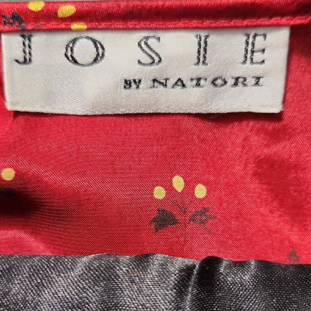 Natori Red and Black Women's Robe - Picture 2 of 4